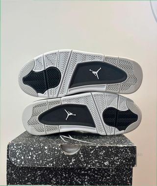 Air Jordan 4 Retro Military Black Talla 44