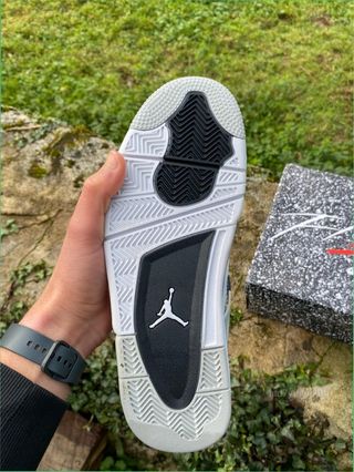 Air Jordan 4 Retro Military Black Talla 41