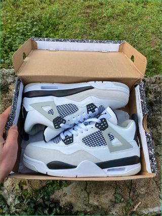 Air Jordan 4 Retro Military Black Talla 41