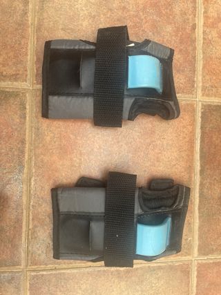 Patines en línea y protecciones