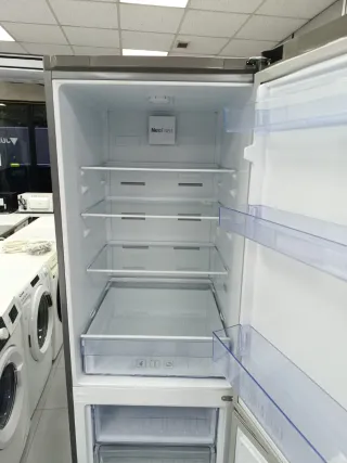 Nevera Beko 1.85m x 60cm