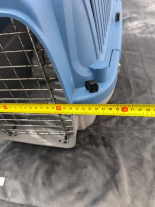 Transportín perro/gato azul/gris 15€ ni uno menos.