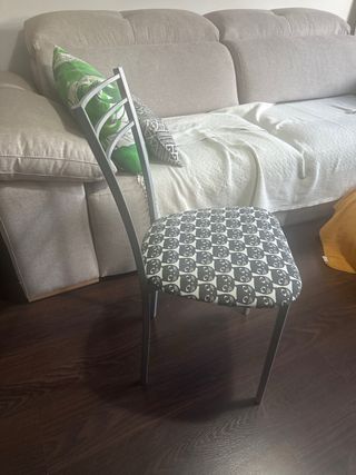 Silla de cocina con estampado de gatos