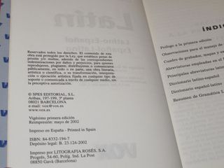 Diccionario ilustrado latín latino - español Vox