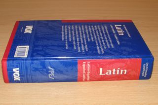 Diccionario ilustrado latín latino - español Vox