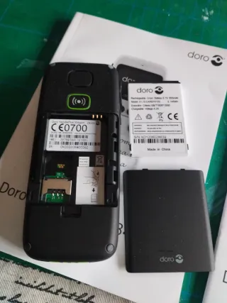 Teléfono Doro HandlePlus 334gsm Blanco. Sin usar.