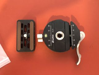 Leofoto PCL-70 Base panorámica liberación rápida