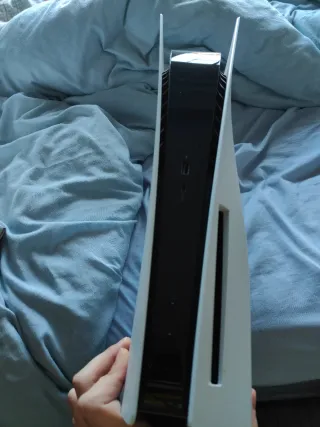 PlayStation 5 + 2 mandos