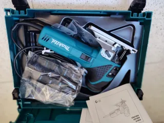 Makita Sierra Inmersion SP6000 y Caladora MEU029J