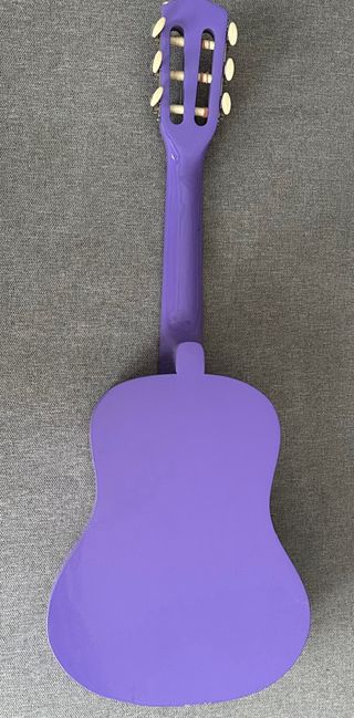 Guitarra Acústica Negra y Lila