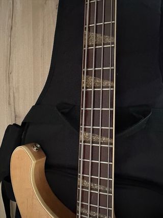 Bajo Greco RB650N Japan 70s 4 cuerdas