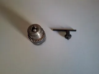 Portabrocas con llave para taladro