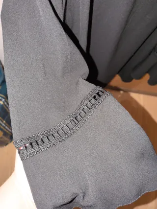 Blusa negra Primark con detalles