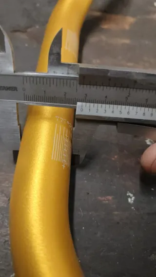 Manubrio Rizoma per Ducati Scrambler