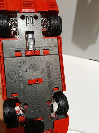 Ferrari F40 1/18