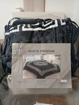 Manta Premium Negra y Blanca