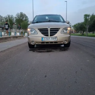 SsangYong Rodius 2005