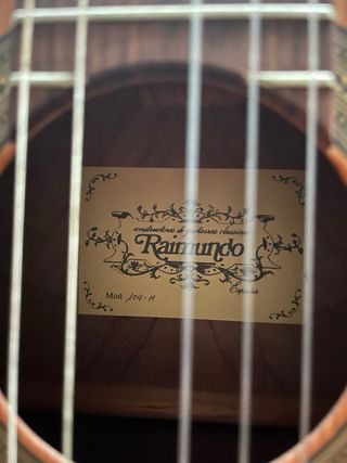 Guitarra Raimundo 104 M