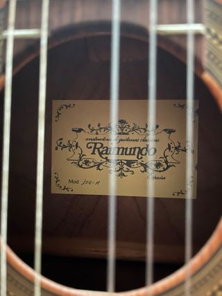 Guitarra Raimundo 104 M