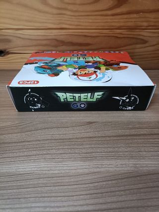 Caja Pokemon: 12 Pokeballs + 24 Muñecos Pokemon.
