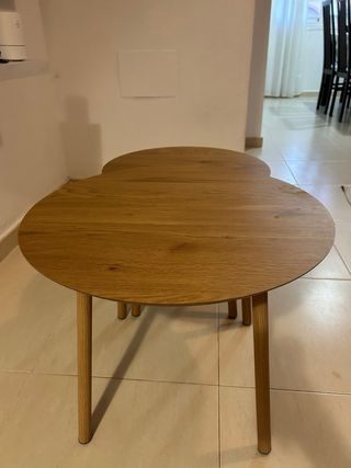 Set di due tavolini rotondi in legno