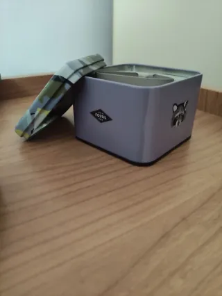 Tre confezioni contenitori estuche  vari