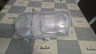 Faro delantero derecho Nissan serena