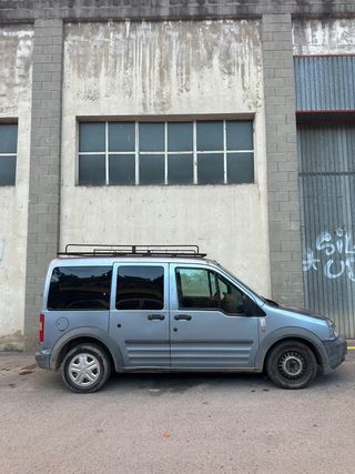 Ford Grand Tourneo Connec 2010