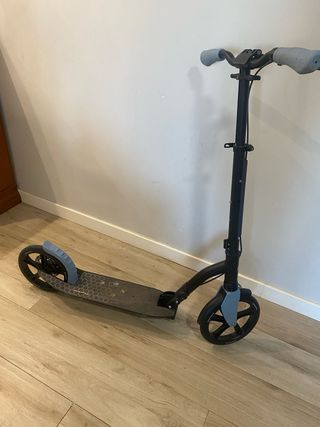Patinete infantil 7-12 años. Freno disco