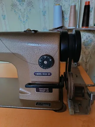 Máquina de coser Columbia N 430-3