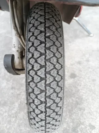 Vespa Negra Scooter