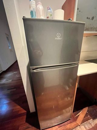 Nevera Indesit Inox