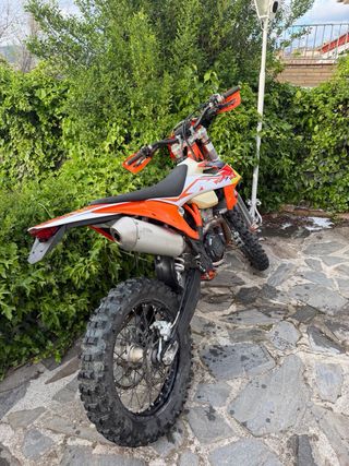 KTM 4T 350 Enduro Moto Naranja