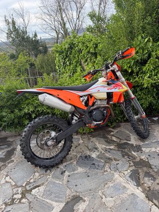 KTM 4T 350 Enduro Moto Naranja