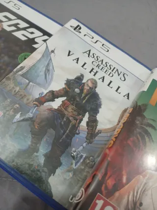 Lote 3 Juegos PS5: FC 24, Assassin's Creed Valhall