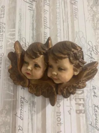 Coppia di antichi angeli