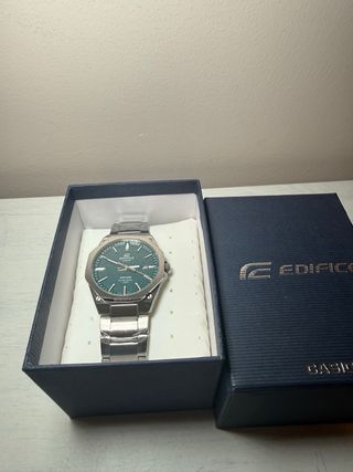 Casio Edifice Reloj Verde y Plateado