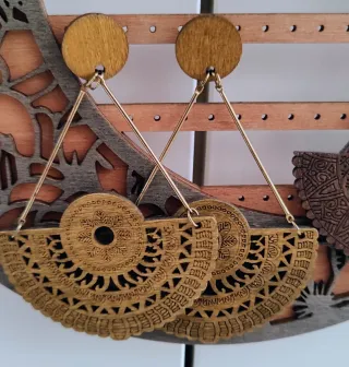 3 pares pendientes madera 7€ / 3€ sueltos