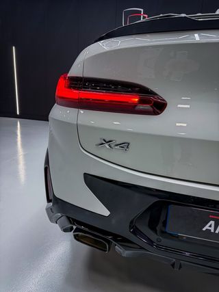 BMW X4 M SPORT HYBRID