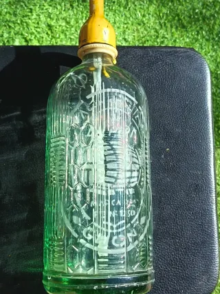 Sifón antiguo labrado Gijón cabeza plomo