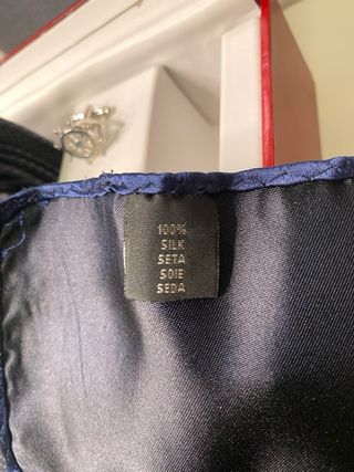 Georges Rech: Gemelos, corbata y pañuelo de seda