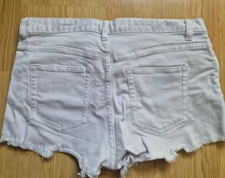 Vaqueros cortos H&M bajos deshilachados