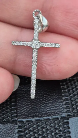 Cruz vintage plata con circonitas