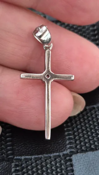 Cruz vintage plata con circonitas