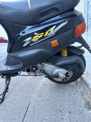 Piaggio Zip SP Copa Scooter