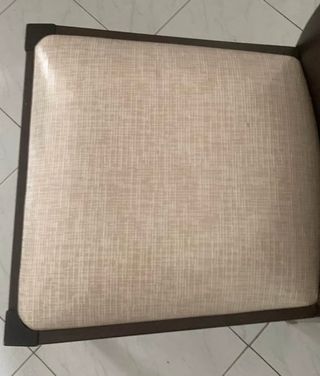 4 sedie in legno con seduta in tessuto