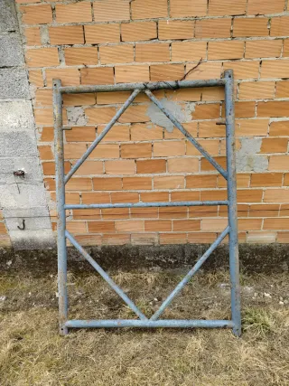Andamio metálico reforzado