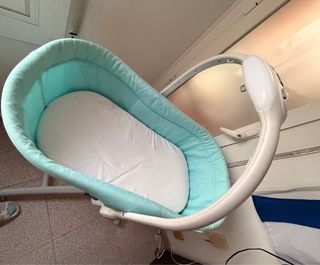 Cuna bebé ajustable verde agua