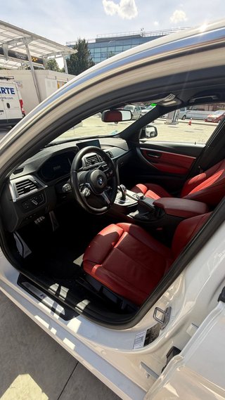 BMW 320i Pack M