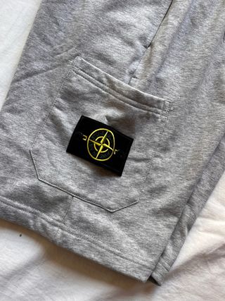 Stone Island Pantalón Corto Gris